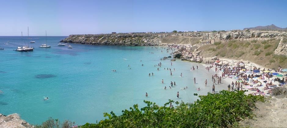 spiaggia-cala-azzurra-favignana